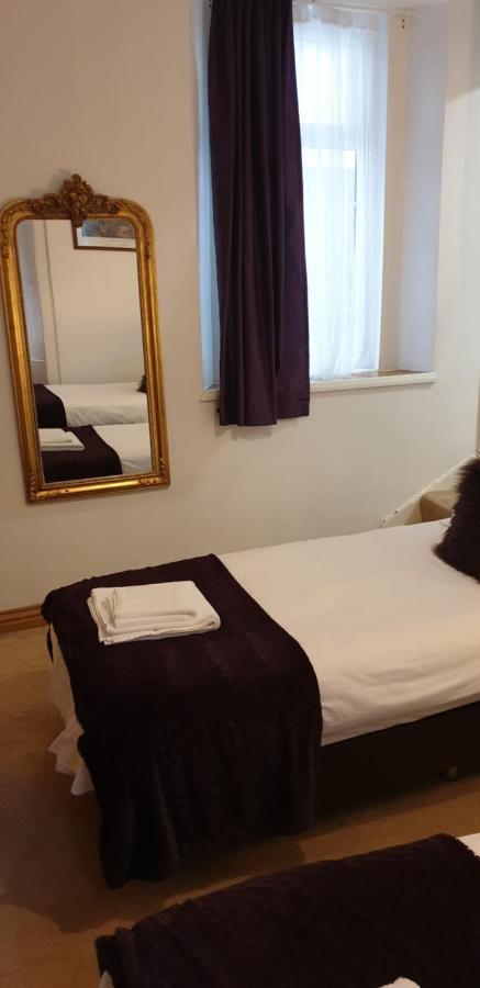 The Spread Eagle Hotel Jedburgh Dış mekan fotoğraf