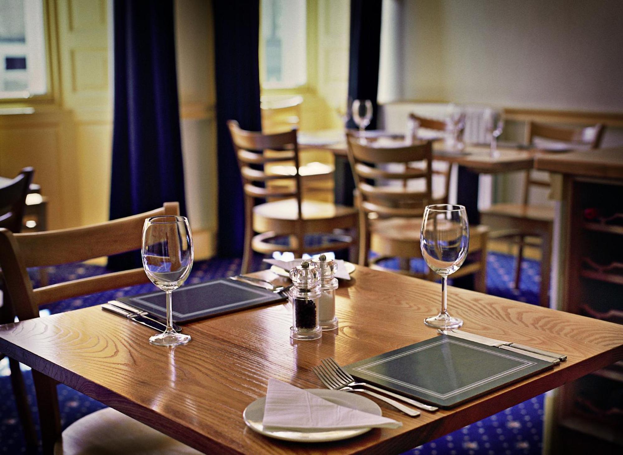 The Spread Eagle Hotel Jedburgh Dış mekan fotoğraf